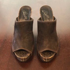 Donald J Pliner wedge mule, size 10